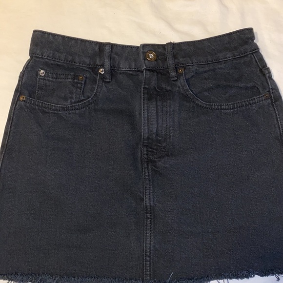 Zara mini skirt size S - Picture 2 of 8
